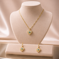 Heart: Set Collana e Orecchini Placcati d'Oro 18K