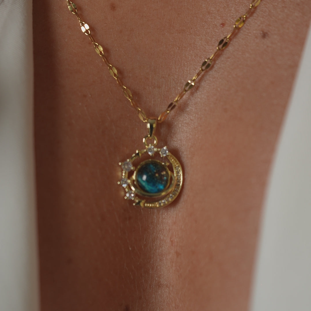 Moon of Life: Collana Placcata d'Oro 18K